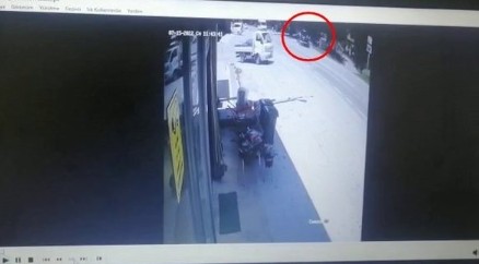 Sakarya'da feci kaza! Otomobil ve panelvan kafa kafaya çarpıştı! 8 yaralı...